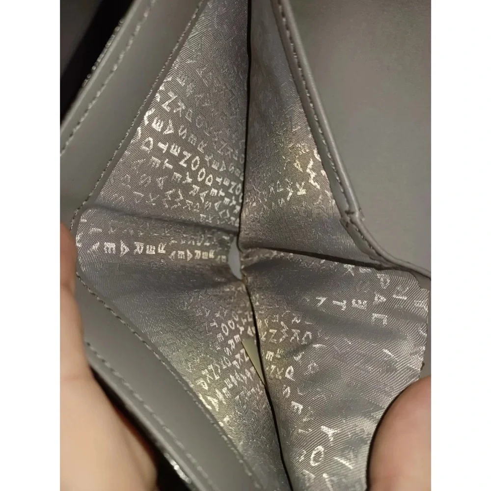 KATE SPADE Tellie Bixby Place Patent Leather‎ Bifold Wallet - Gray Dusk City
